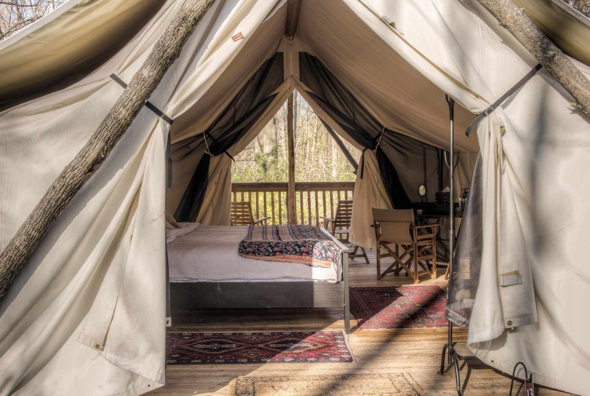 Отель Firelight Camps Итака Экстерьер фото